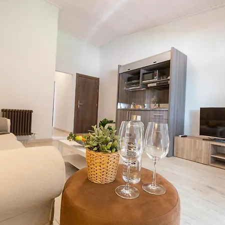 Отель El Montico - Singular's Тордесильяс