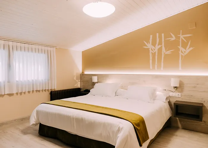 Отель El Montico - Singular's Тордесильяс